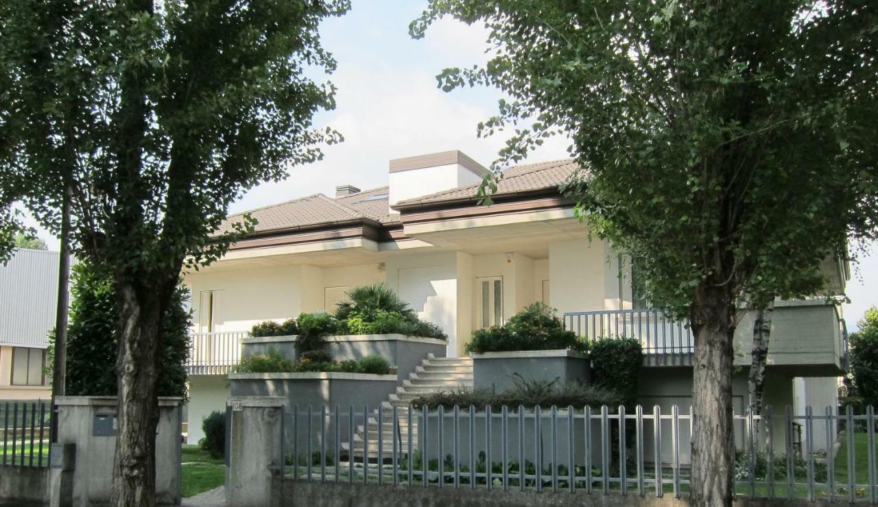 Biancavilla B&B Brescia Bagian luar foto